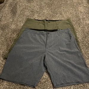 2 pairs of Mens Volcom shorts size 36